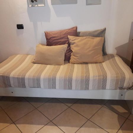 A Casa Di Sole Appartement Brovello-Carpugnino Buitenkant foto
