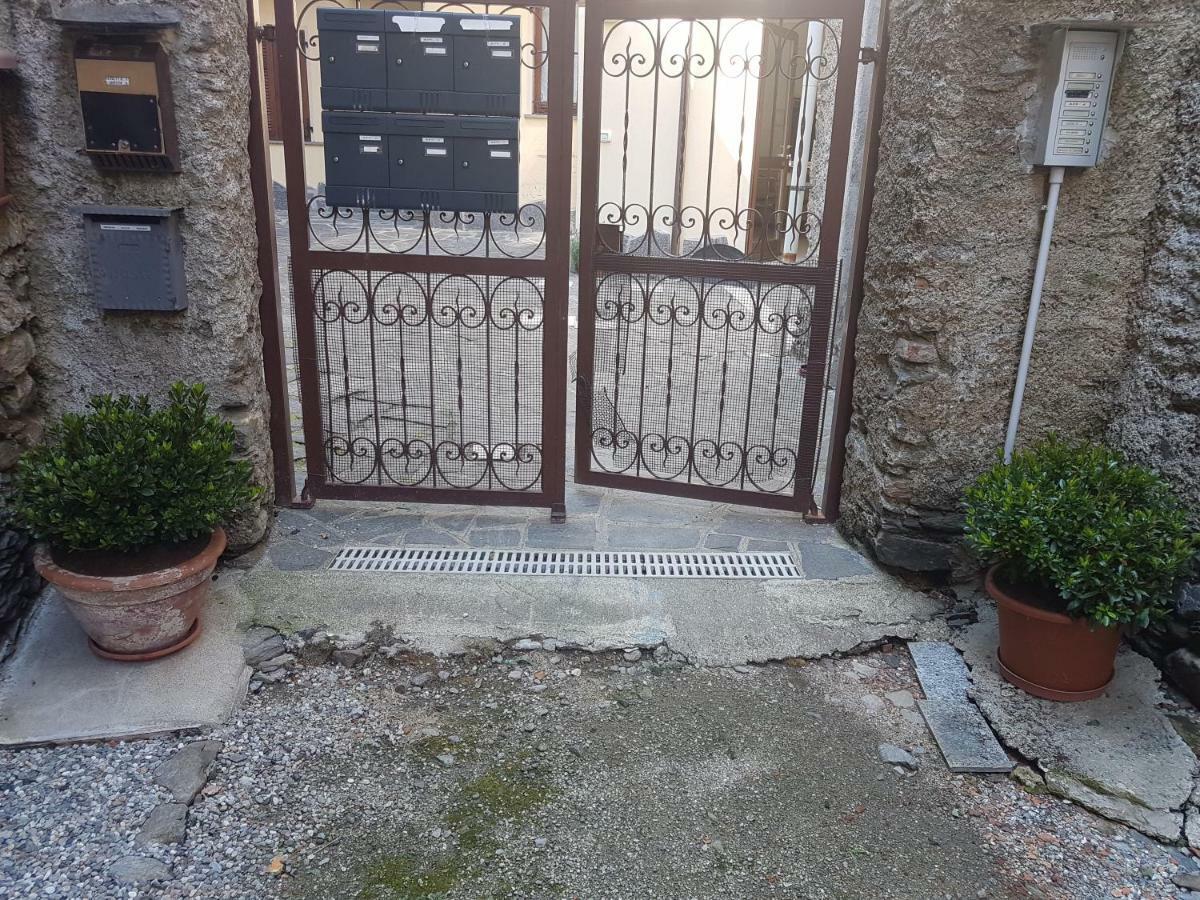 A Casa Di Sole Appartement Brovello-Carpugnino Buitenkant foto