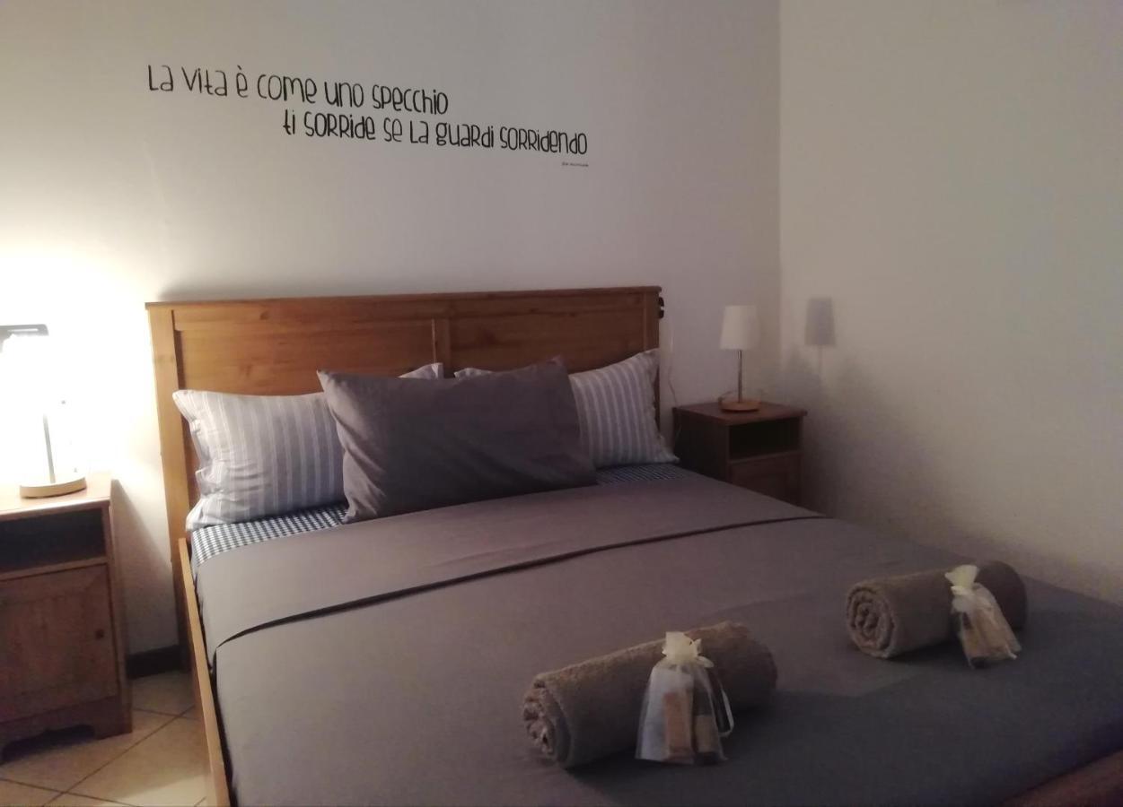 A Casa Di Sole Appartement Brovello-Carpugnino Buitenkant foto